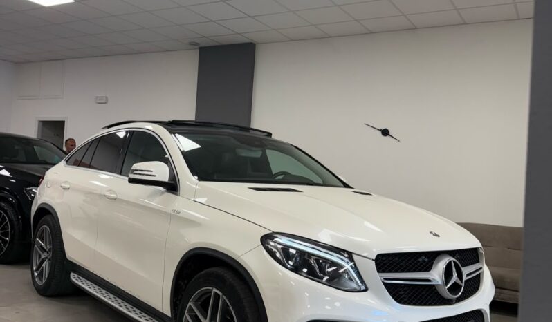 
								Mercedes GLE Coupe full									