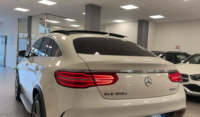 
								Mercedes GLE Coupe full									