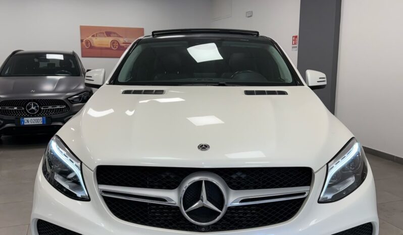 
								Mercedes GLE Coupe full									