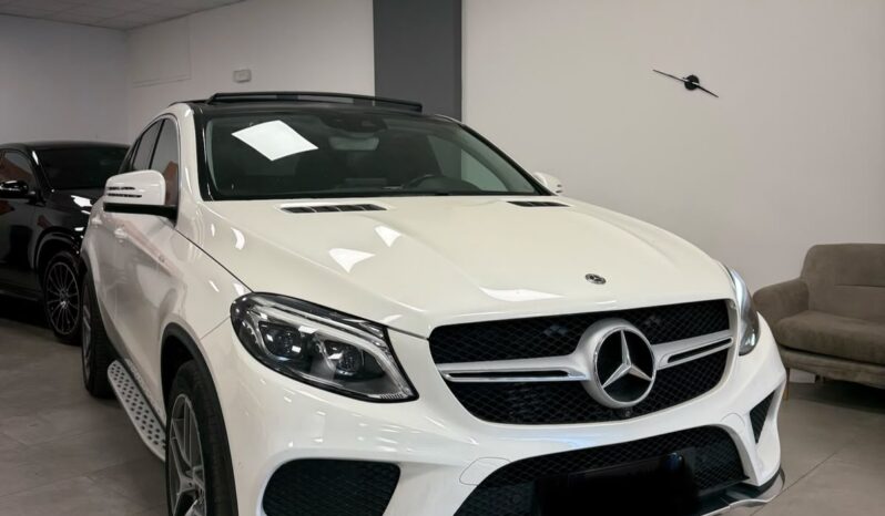 
								Mercedes GLE Coupe full									