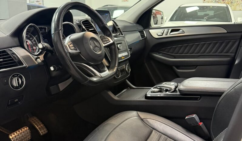 
								Mercedes GLE Coupe full									