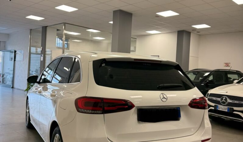 
								Mercedes Classe B full									
