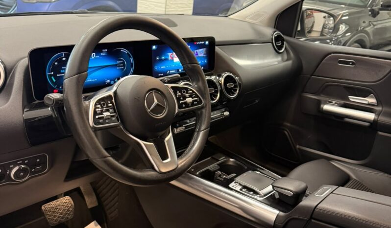 
								Mercedes Classe B full									