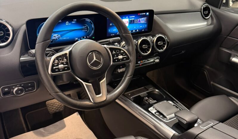 
								Mercedes Classe B full									
