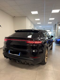 
										Porsche Cayenne Coupe Turbo GT full									