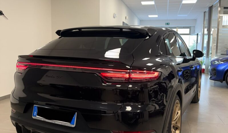 
								Porsche Cayenne Coupe Turbo GT full									