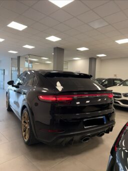 
										Porsche Cayenne Coupe Turbo GT full									