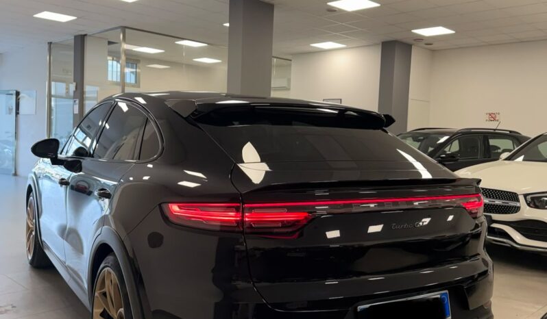 
								Porsche Cayenne Coupe Turbo GT full									