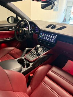 
										Porsche Cayenne Coupe Turbo GT full									