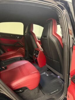 
										Porsche Cayenne Coupe Turbo GT full									