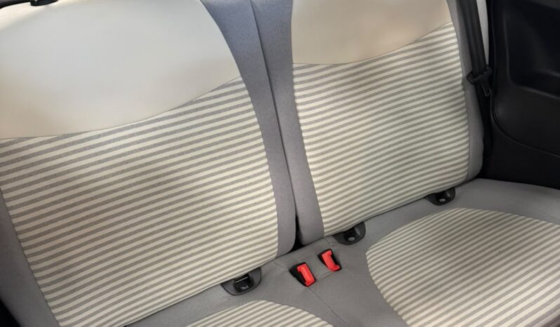 
								Fiat 500 full									